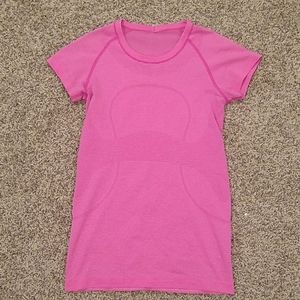 Lululemon Swiftly Tech Short Sleeve